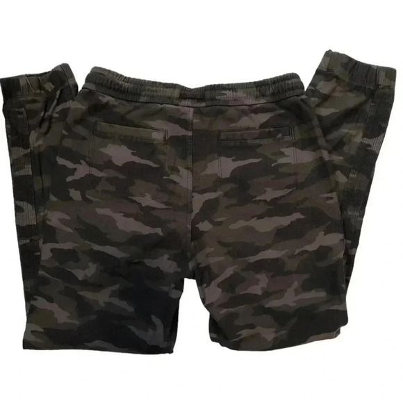 ATHLETA Farallon Camouflage Joggers - Picture 5 of 11